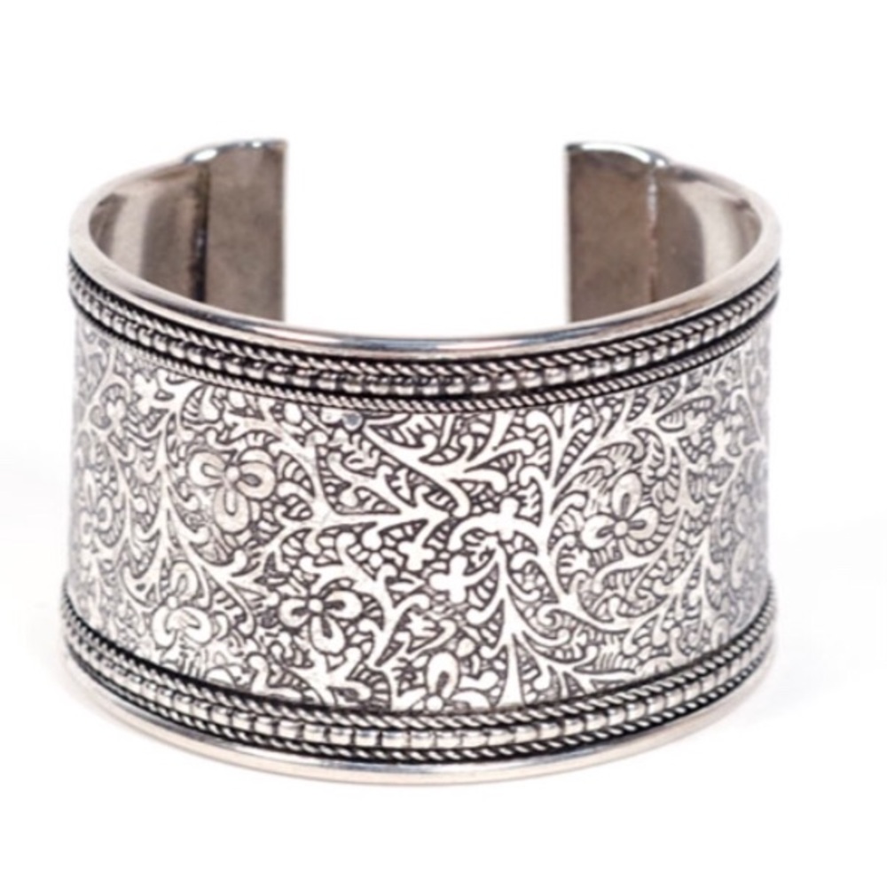 Metal Impression Cuff - Silver Finish